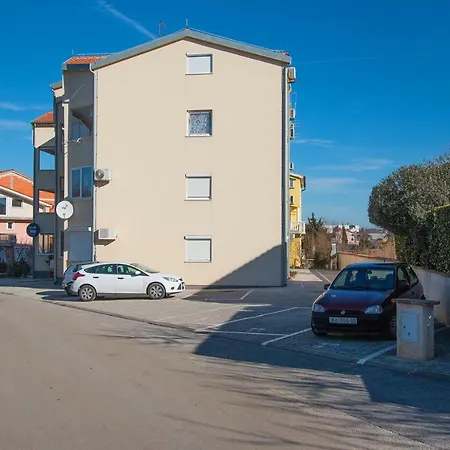 Mira Apartman Apartment *