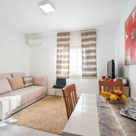 Mira Apartman Apartment *